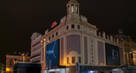 Carolina Herrera provoca una “tormenta eléctrica” en Callao Carolina-Herrera-Callao