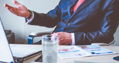 Un CMO debe ser un profesional creativo, líder y con ganas de seguir aprendiendo debate-directores-marketing