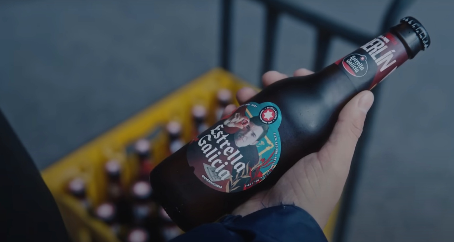 Botellín de Estrella Galicia edición serie "Berlín"