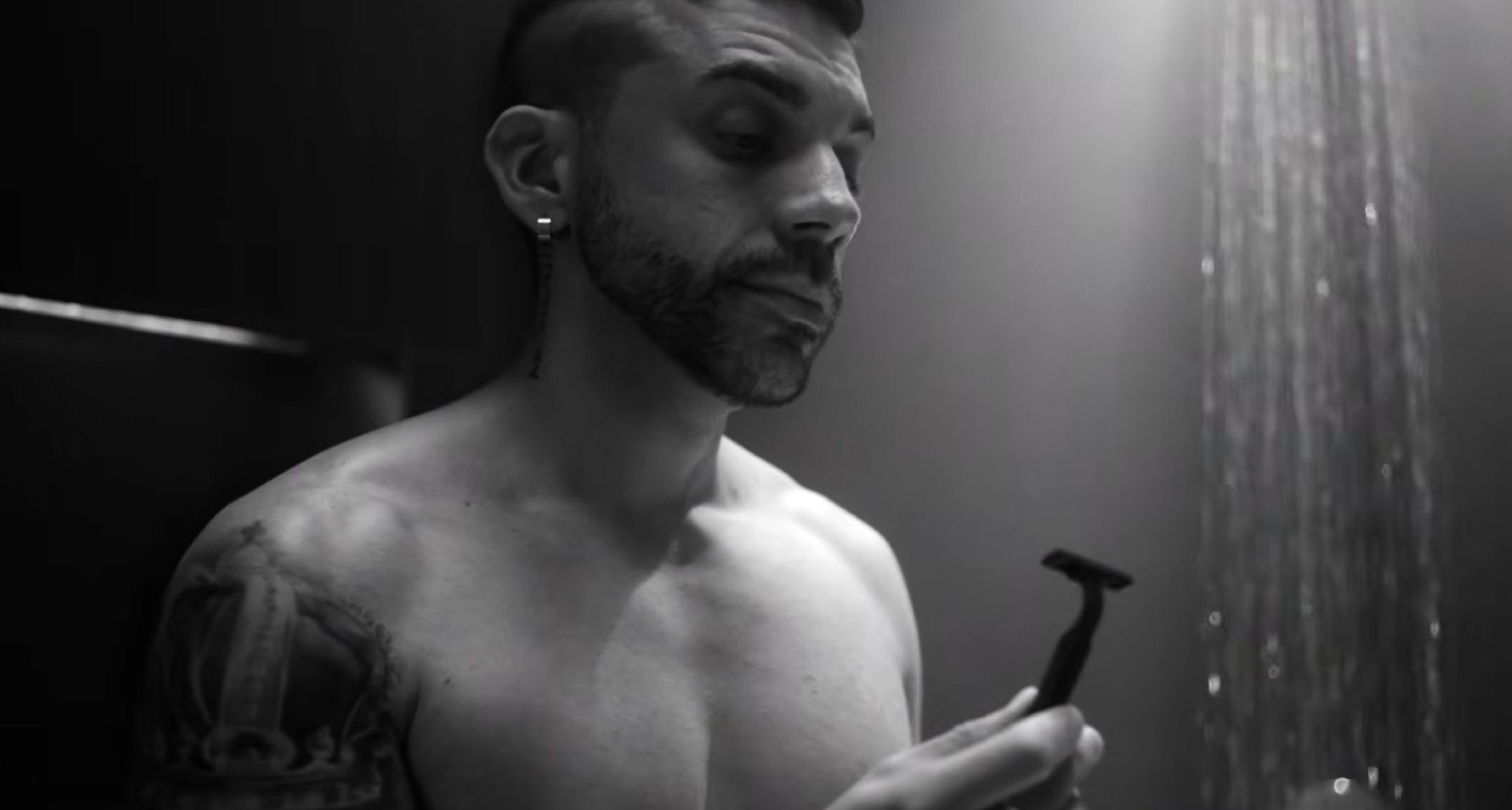 DJMaRiio en el anuncio de Gillette