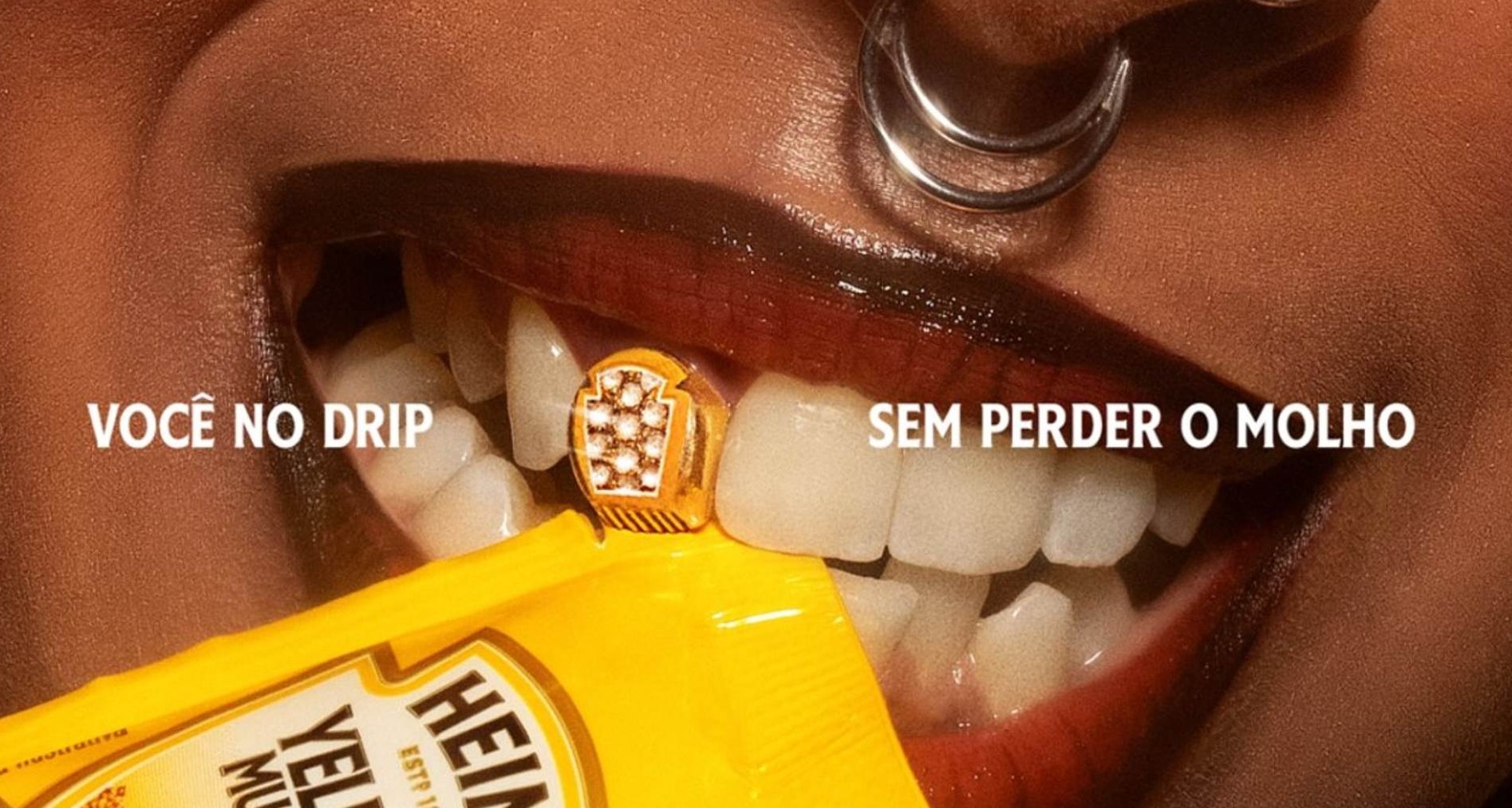 Abrir sobres de kétchup con estilo: Heinz crea unos “grillz” inspirados en su propia marca Grillz con la identidad de Heinz