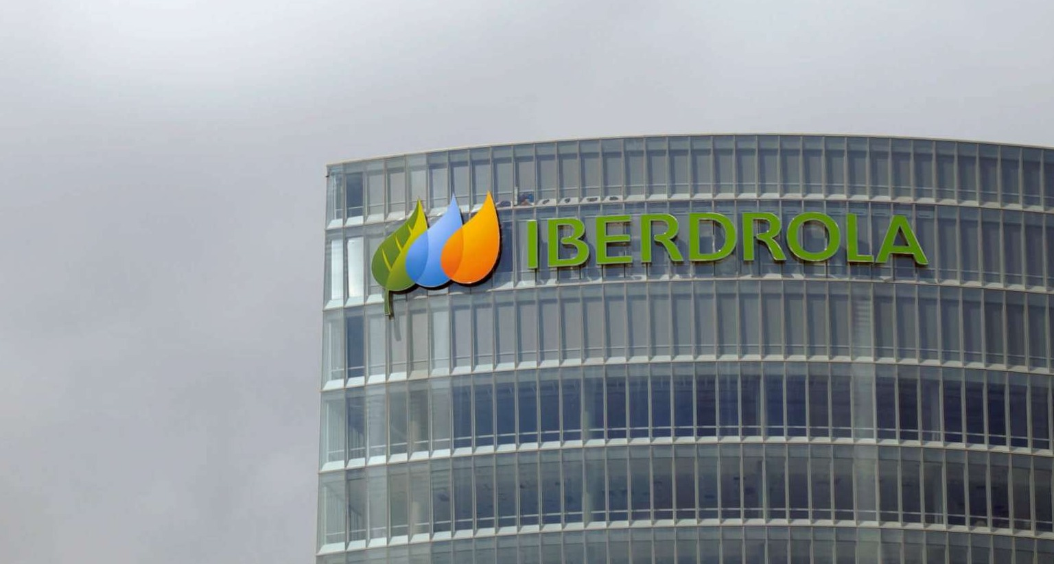 Iberdrola demanda a Repsol por competencia desleal y publicidad engañosa Sede de Iberdrola