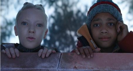 Llega el anuncio de Navidad de John Lewis: la alegría de las fiestas a través de la mirada de una extraterrestre john lewis