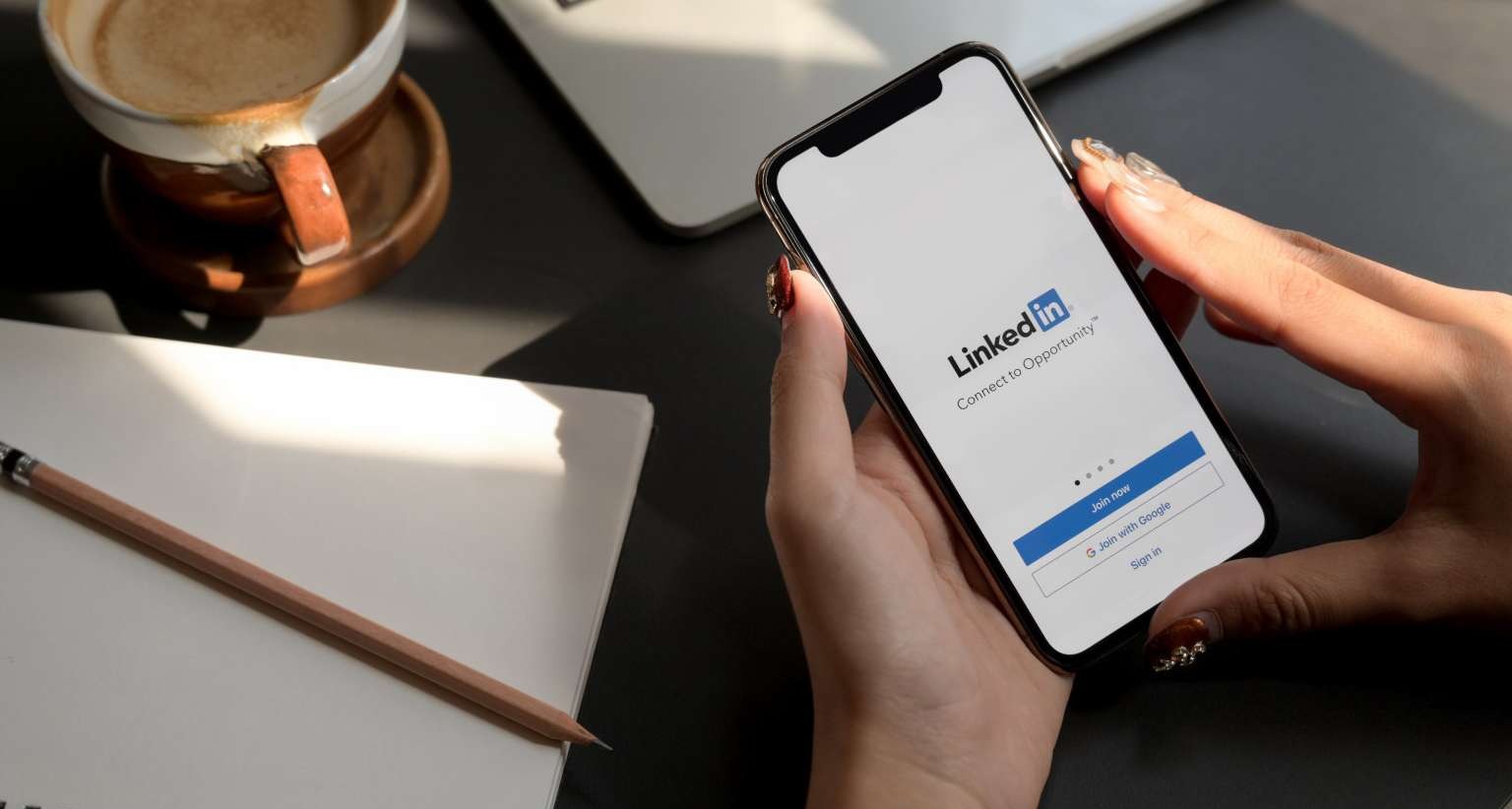 LinkedIn refuerza sus sistemas de verificación con tres nuevos métodos