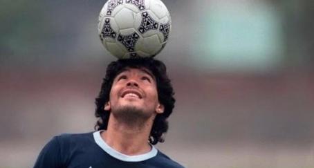 Las marcas se despiden de Maradona