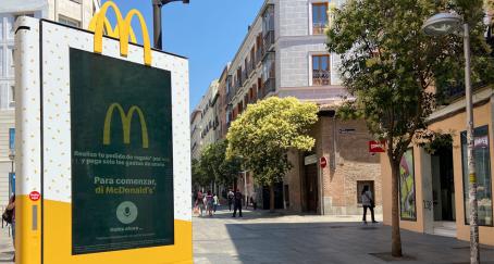 mcdonalds clear channel mupis voz sin contacto