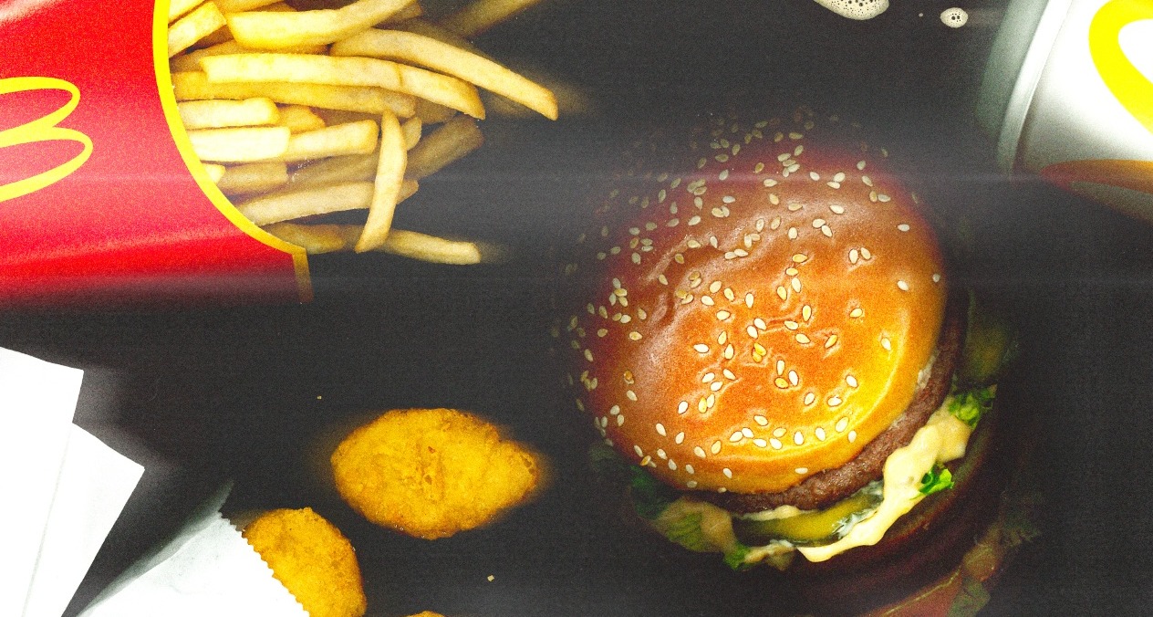 Un bodegón del menú de McDonald's escaneado