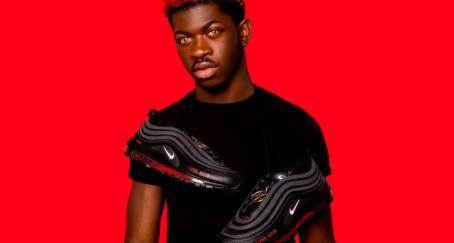 Nike consigue detener la venta de las “Satan Shoes”
