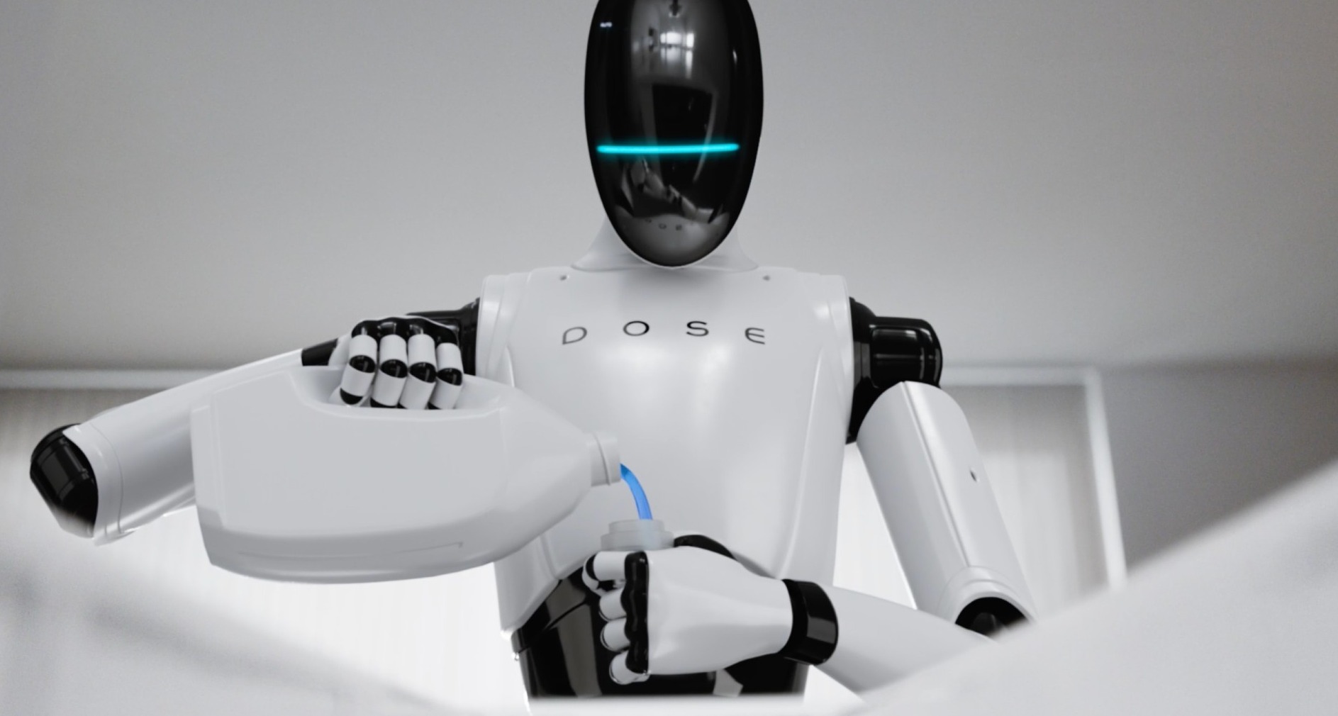 Robot vertiendo detergente