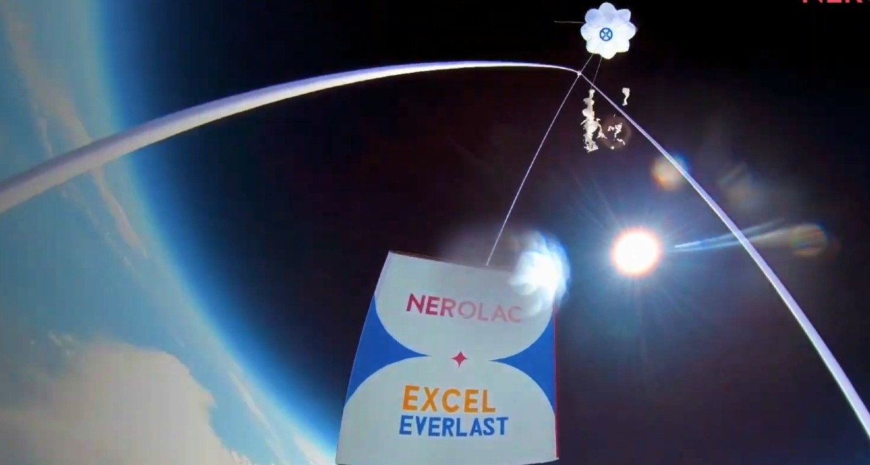 Una imagen de la pintura en la estratosfera