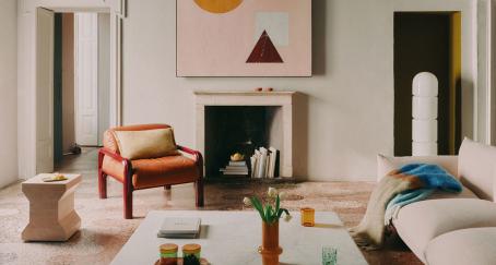 Espacio interior decorado con productos de Mango Home