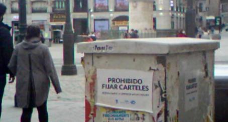 prohibido_fijar_carteles_inciativa_brother