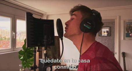 quédate en tu casa canción