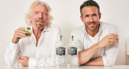 Ryan Reynolds y Richard Branson