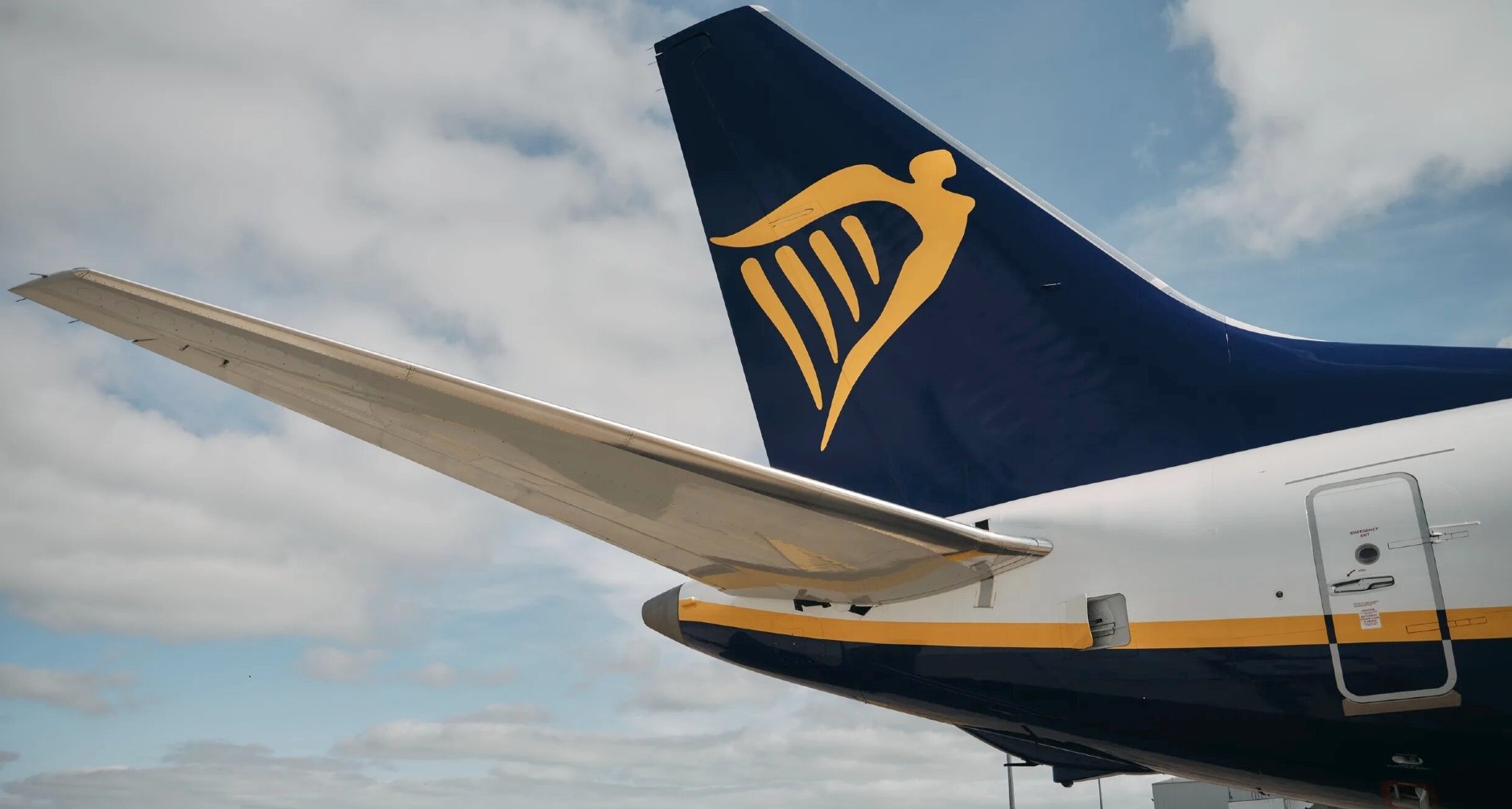 Cola de un avión de Ryanair
