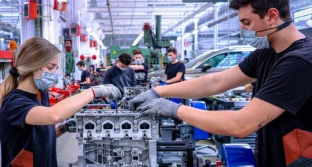 Estas son las ideas de los empleados de Seat, Audi, LinkedIn o Adobe que ahorran millones a sus compañías seat-martorell-fabrica
