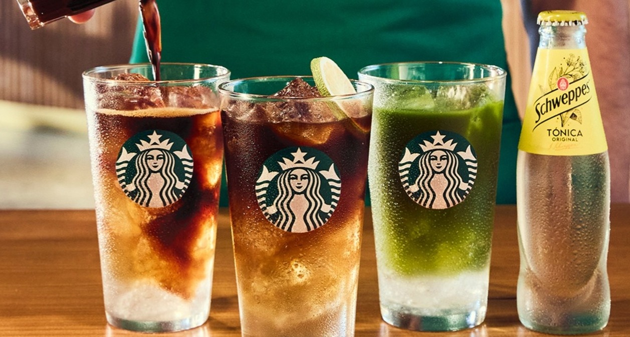 Combinación Starbucks y Schweppes