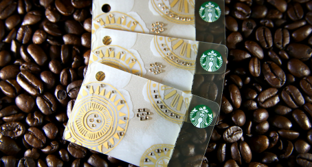 starbucks-tarjeta-_con-cristales-swarovski