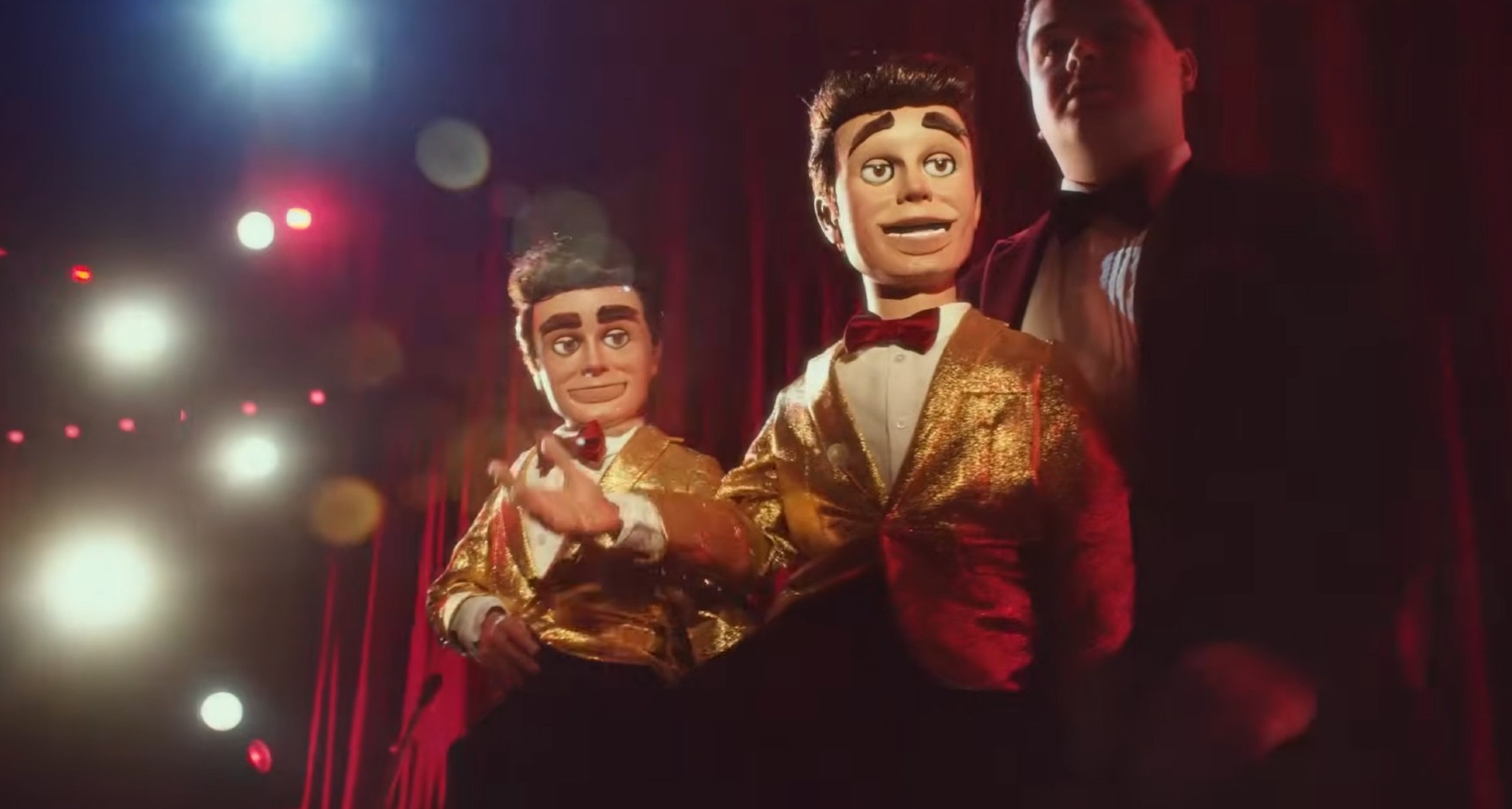 Dos marionetas de ventrílocuo