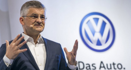  volkswagen-michael-horn