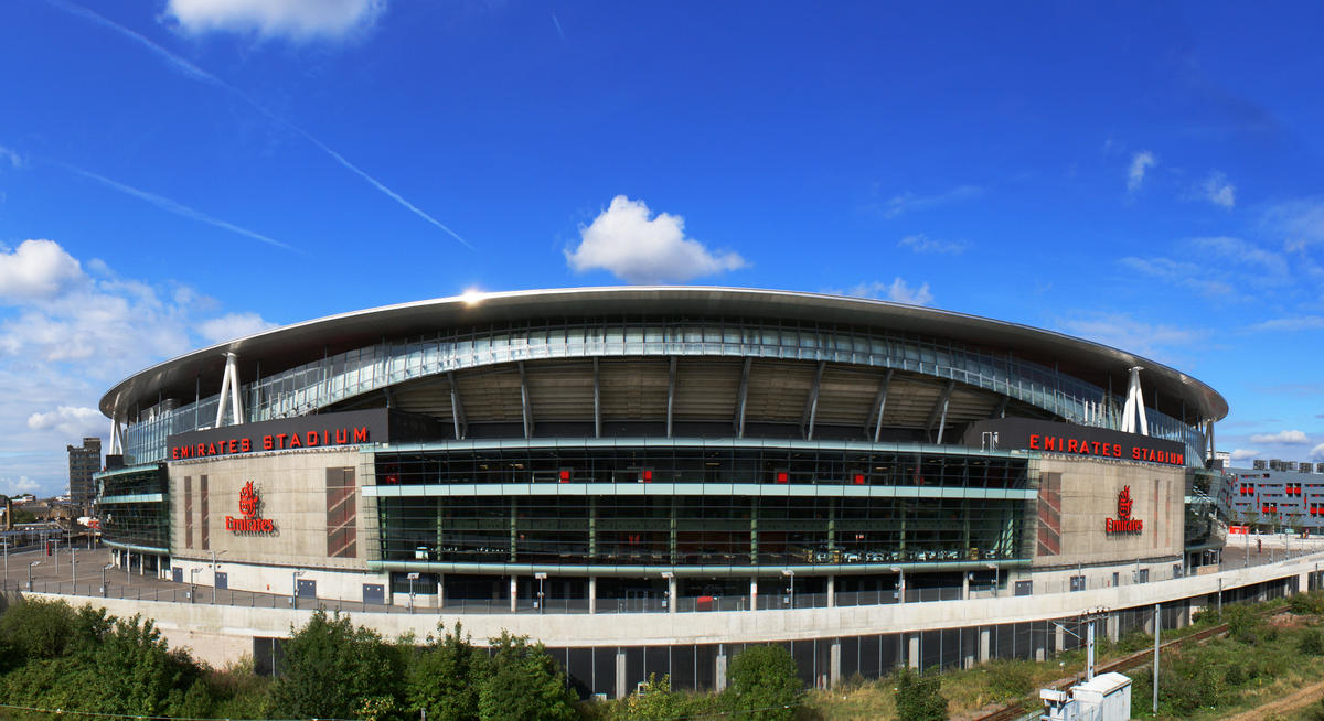 fly-emirates-coca-cola-bernabeu