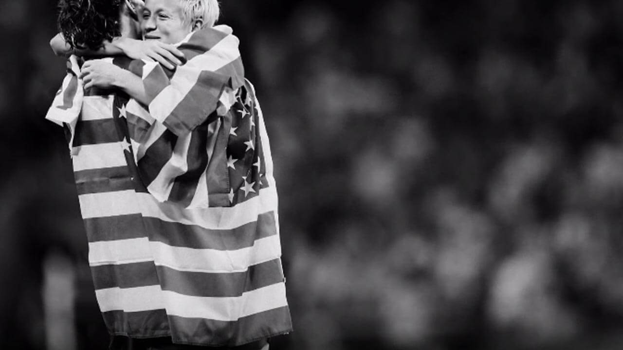 felicita al fútbol femenino de Estados Unidos