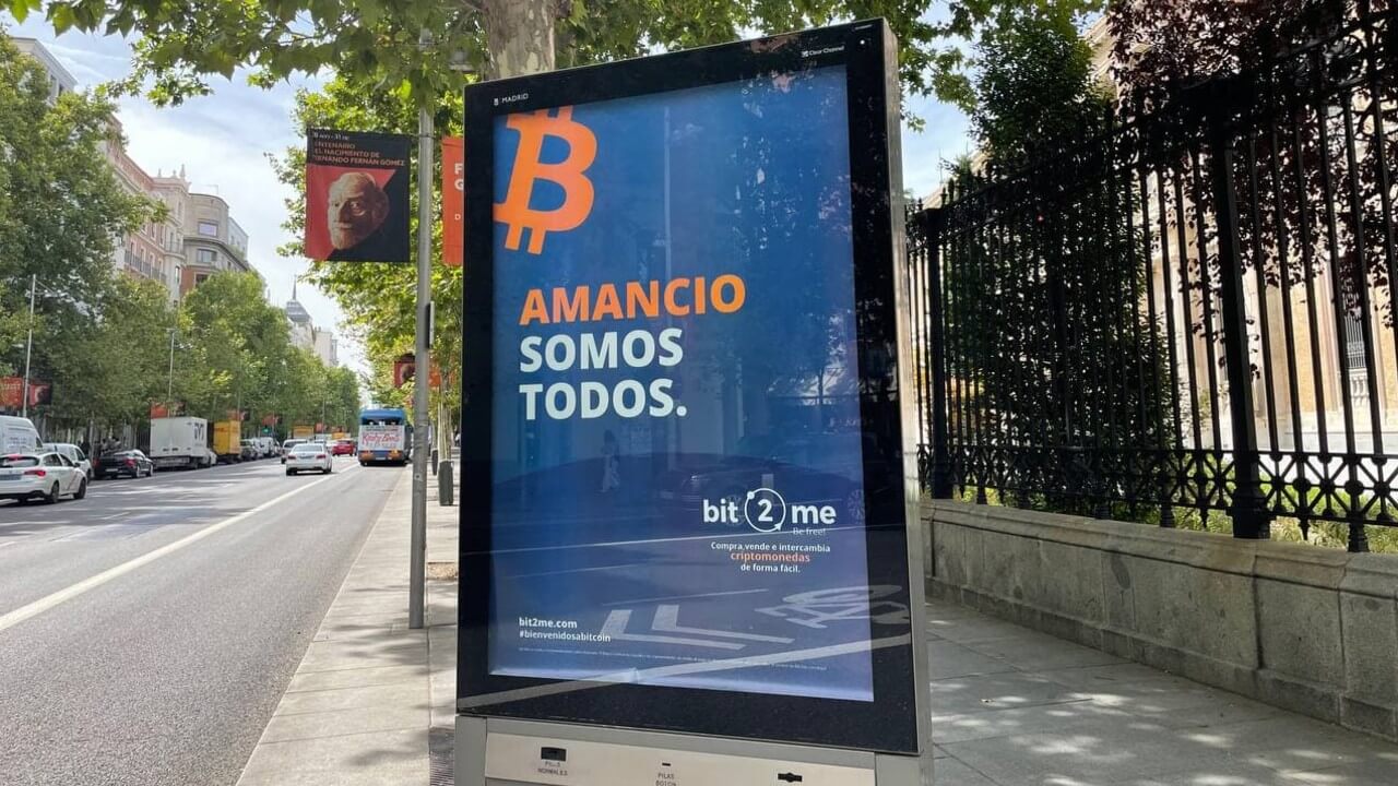 Bit2Me apuesta por el humor para conectar las criptomonedas con el público