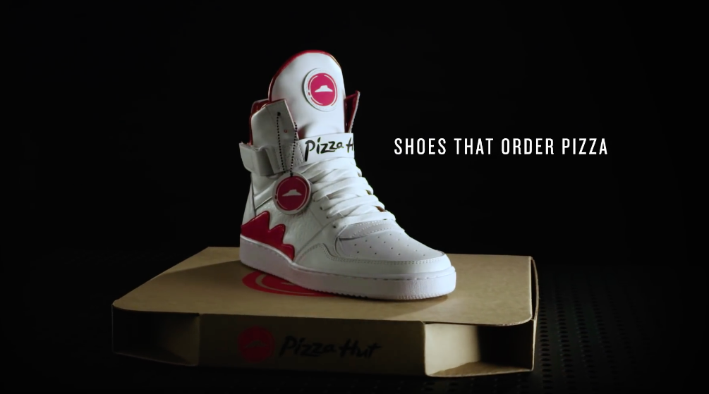 Pizza Hut zapatillas para hacer pedidos