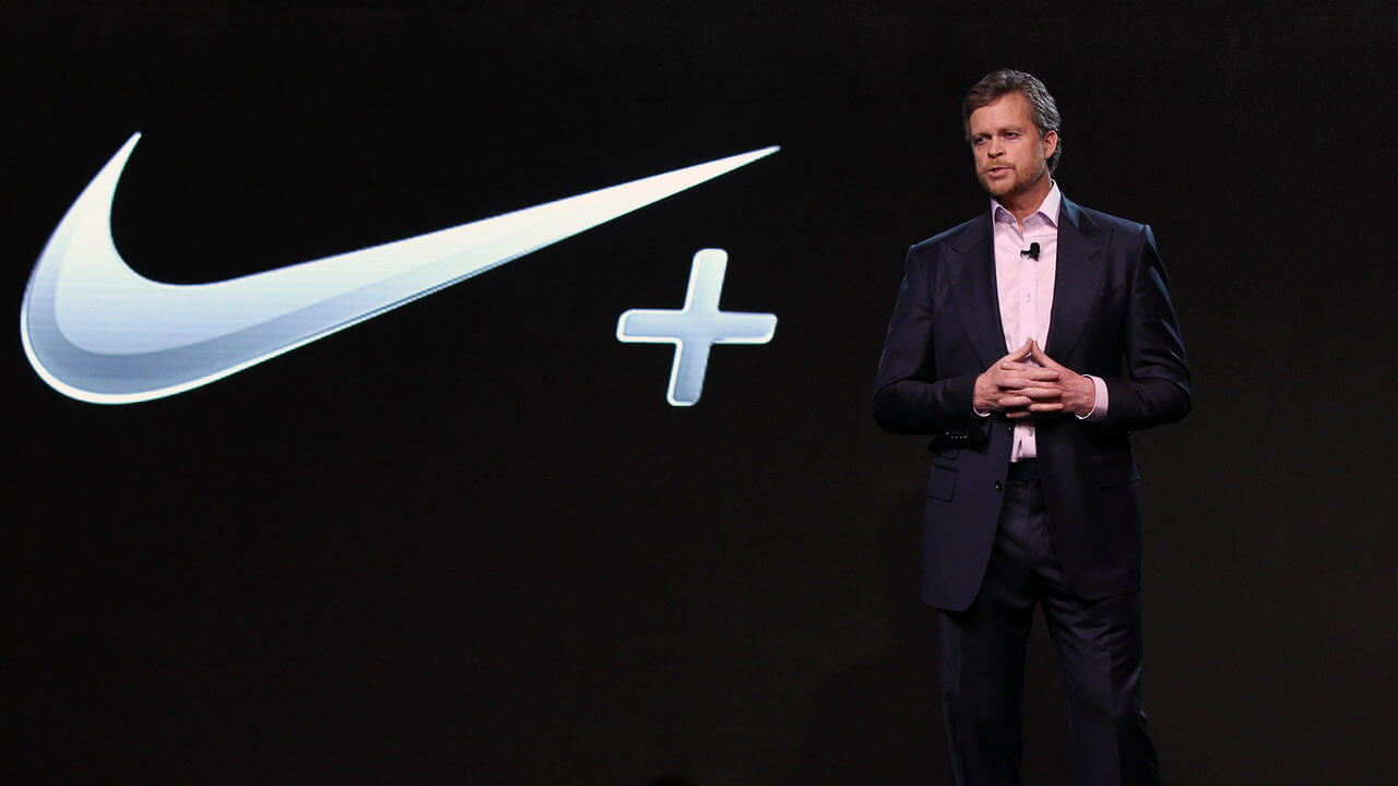 El CEO de Nike Mark Parker abandona su cargo