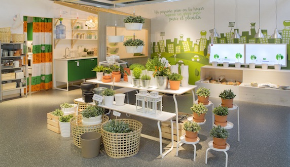 ikea-mesa-merchandising-tienda