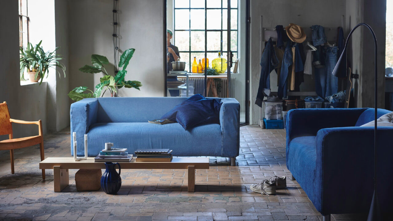Mártir rasguño lechuga Ikea lanza fundas de sofá hechas a partir de vaqueros reciclados