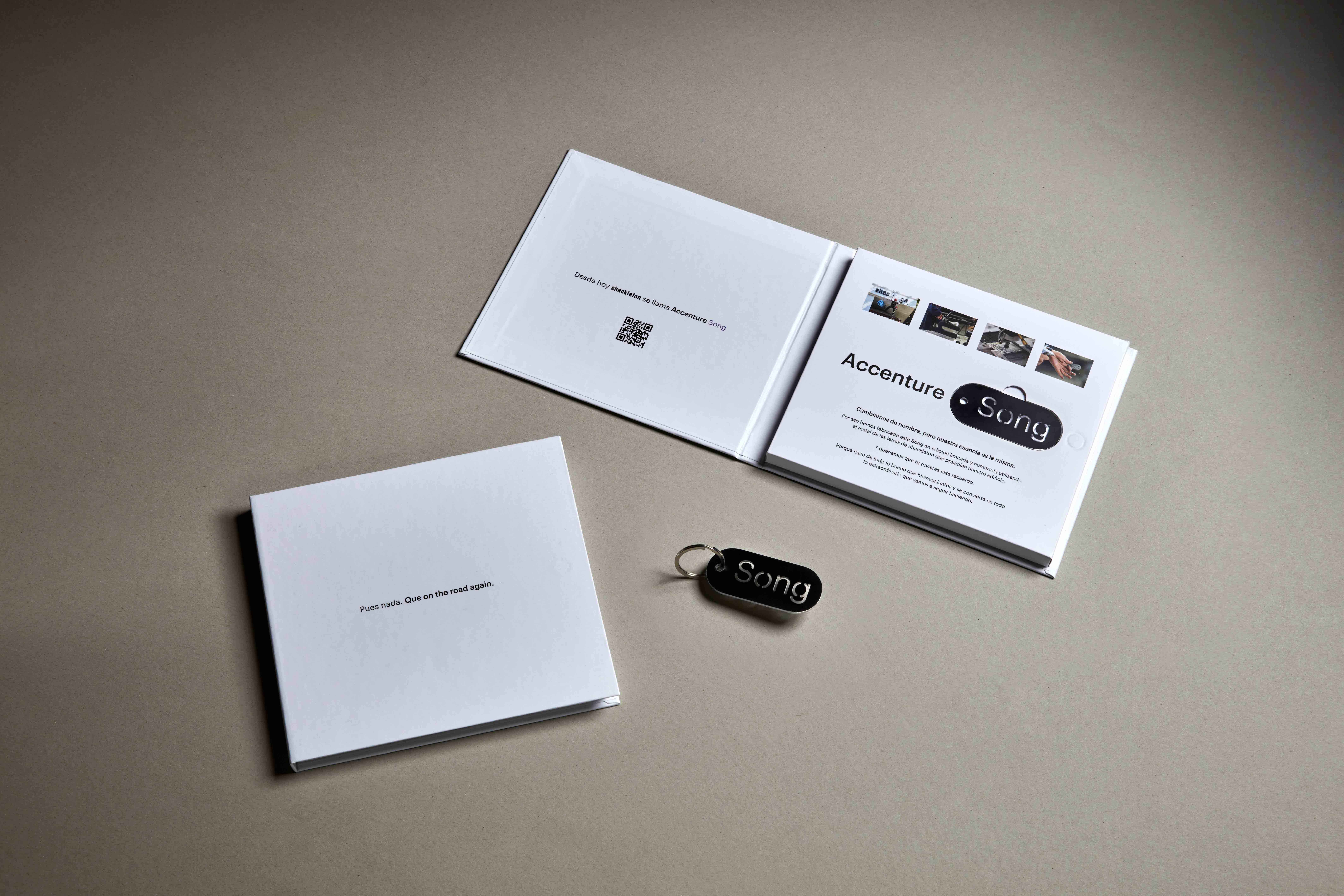 merchandising de accenture song