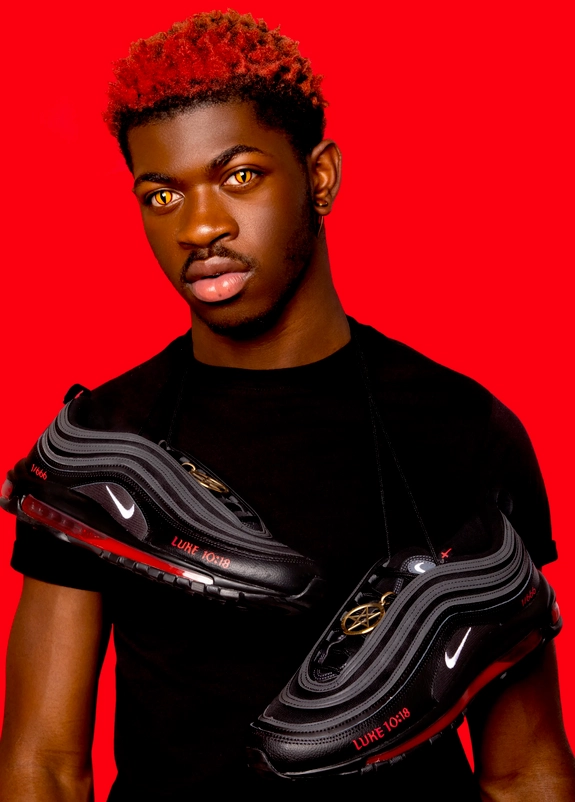 Nike desliga las zapatillas satánicas de Lil Nas X
