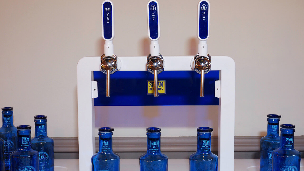 Solán de Cabras lanza un dispensador de agua sostenible