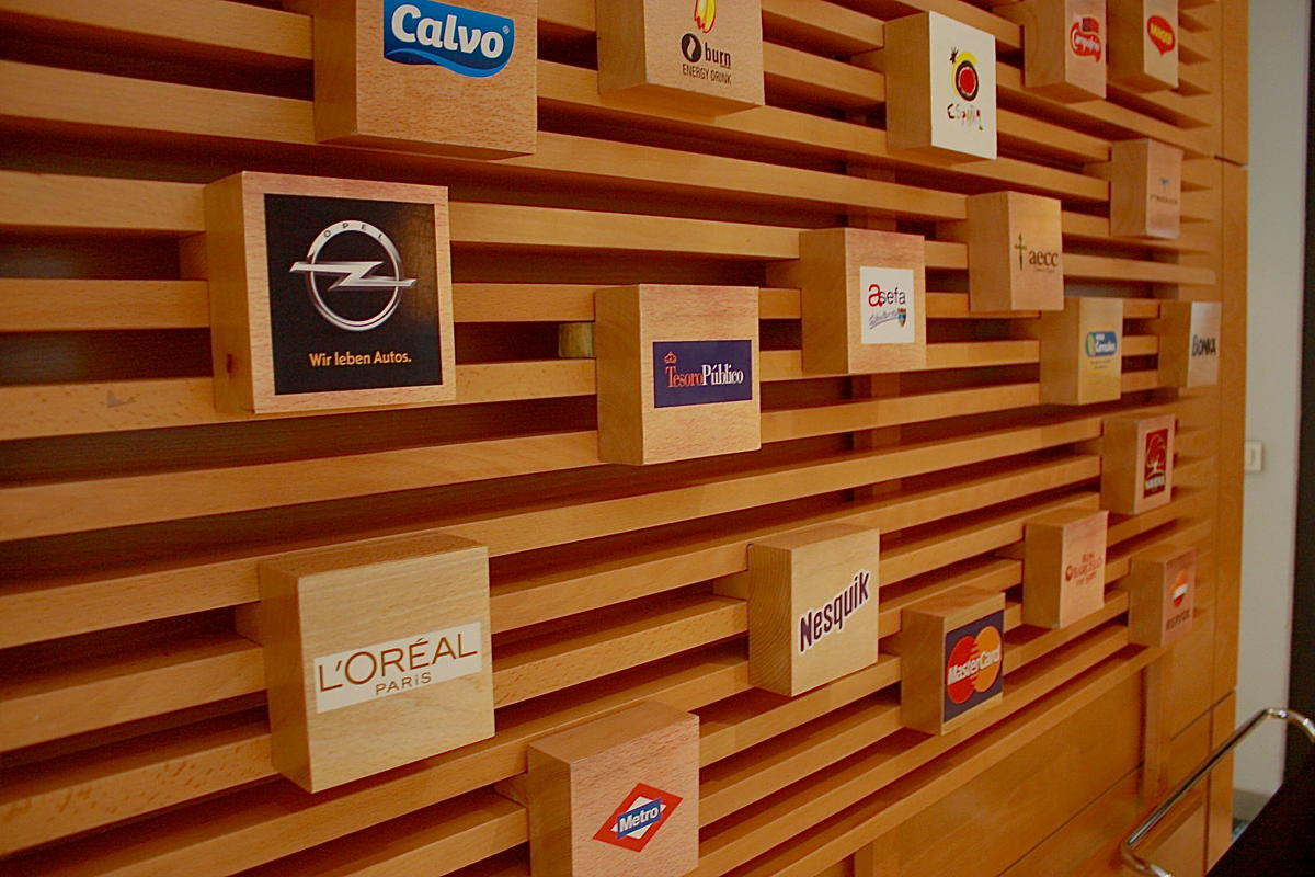 así son las oficinas de McCann en Madrid logos-mccann